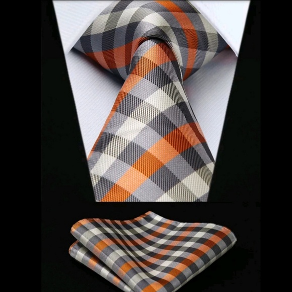 SILVER ARGYLE ANGLE TIE&SQUARE SETZ